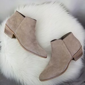 Sam Edelman booties in Taupe